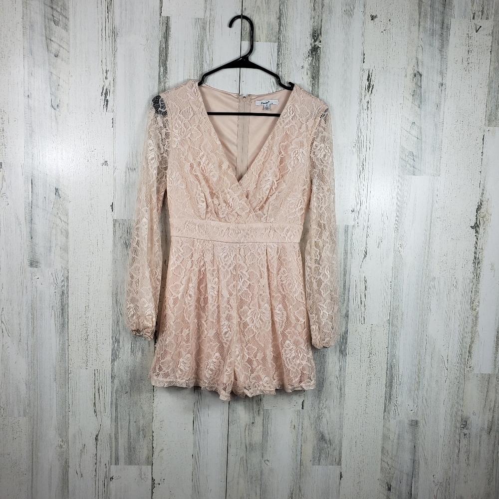 Papaya light pink lace, deep v-neck romper women's size small